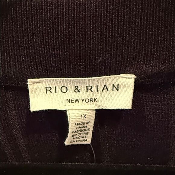 Rio & Rian New York Black Crew Neck Sweater size 1X - Picture 2 of 5